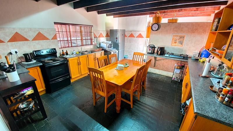 5 Bedroom Property for Sale in Sinoville Gauteng