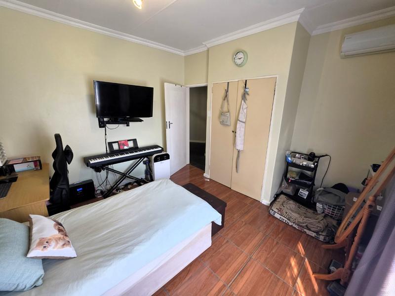 5 Bedroom Property for Sale in Sinoville Gauteng