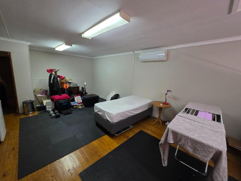5 Bedroom Property for Sale in Sinoville Gauteng