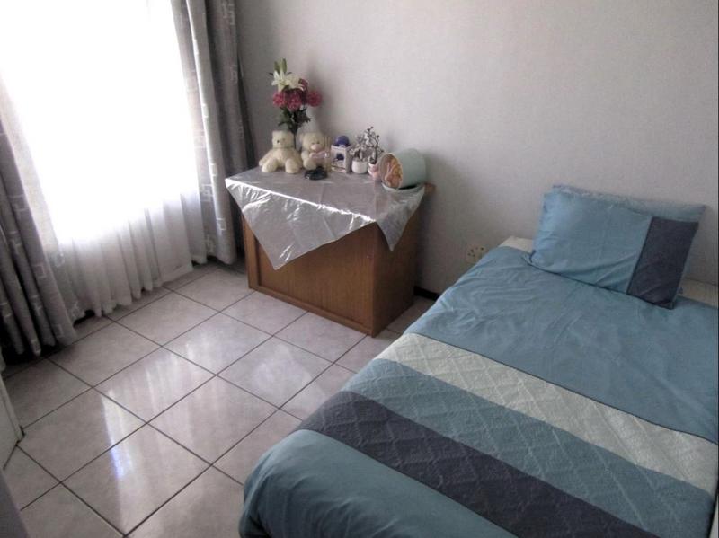 5 Bedroom Property for Sale in Sunward Park Gauteng