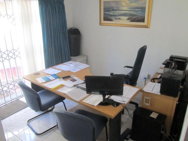 5 Bedroom Property for Sale in Sunward Park Gauteng