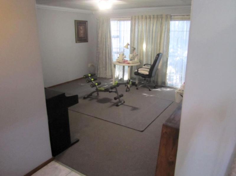 5 Bedroom Property for Sale in Sunward Park Gauteng