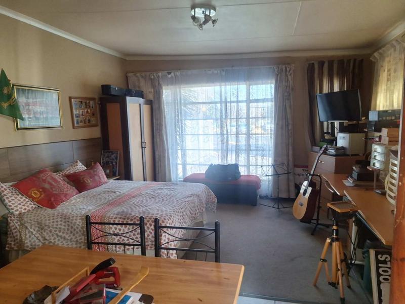 3 Bedroom Property for Sale in Albemarle Gauteng