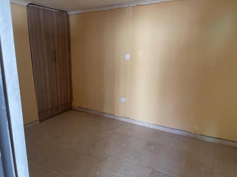 To Let 2 Bedroom Property for Rent in Marlands Gauteng