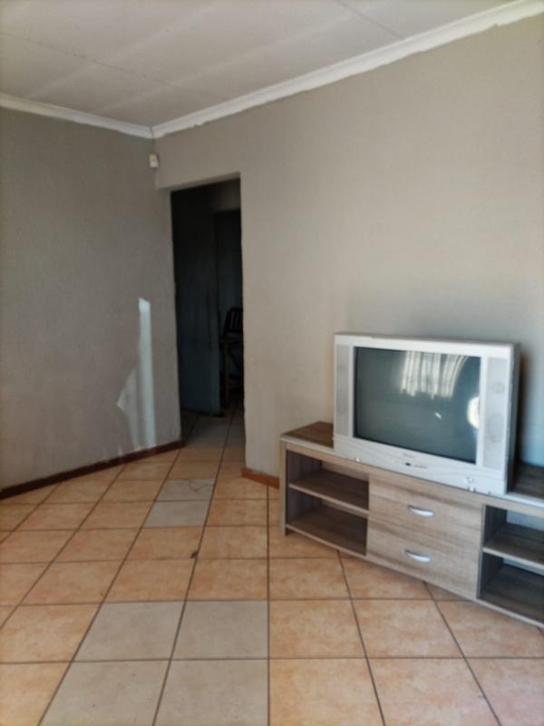 3 Bedroom Property for Sale in Dawn Park Gauteng