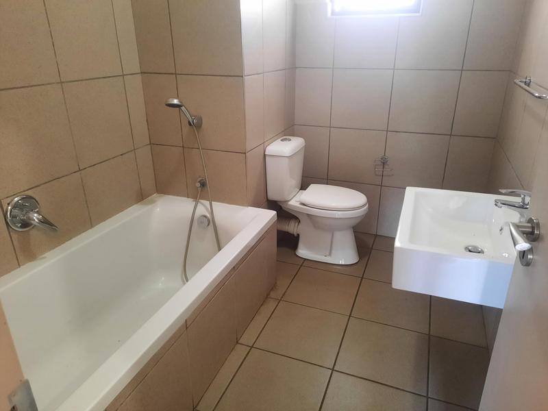 To Let 3 Bedroom Property for Rent in Three Rivers Gauteng