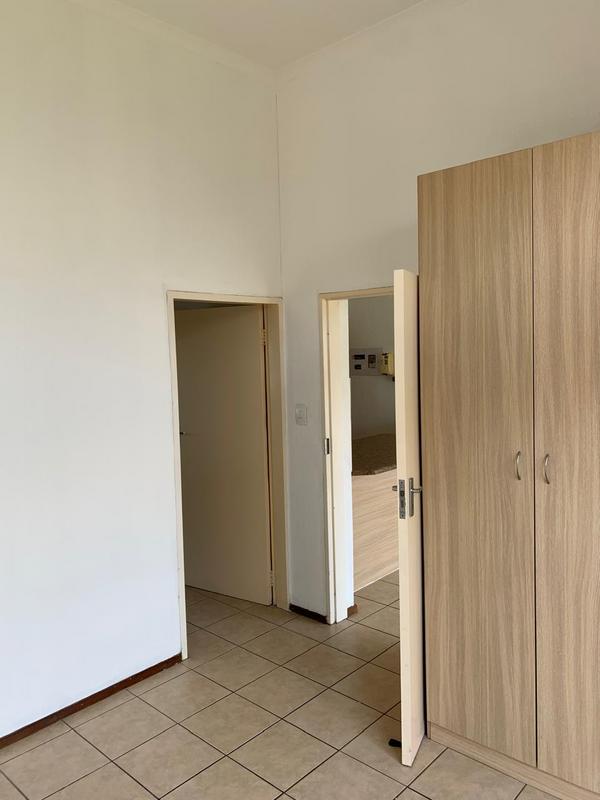1 Bedroom Property for Sale in Sugar Bush Estate Gauteng