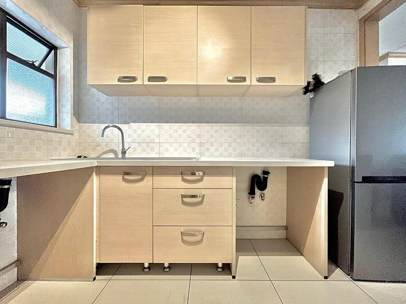 To Let 2 Bedroom Property for Rent in Broadacres Gauteng