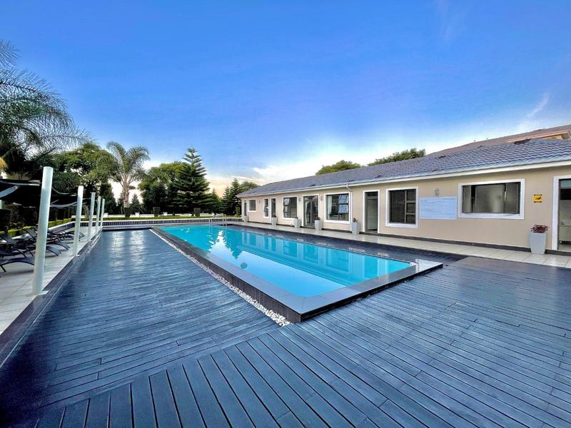 To Let 2 Bedroom Property for Rent in Broadacres Gauteng