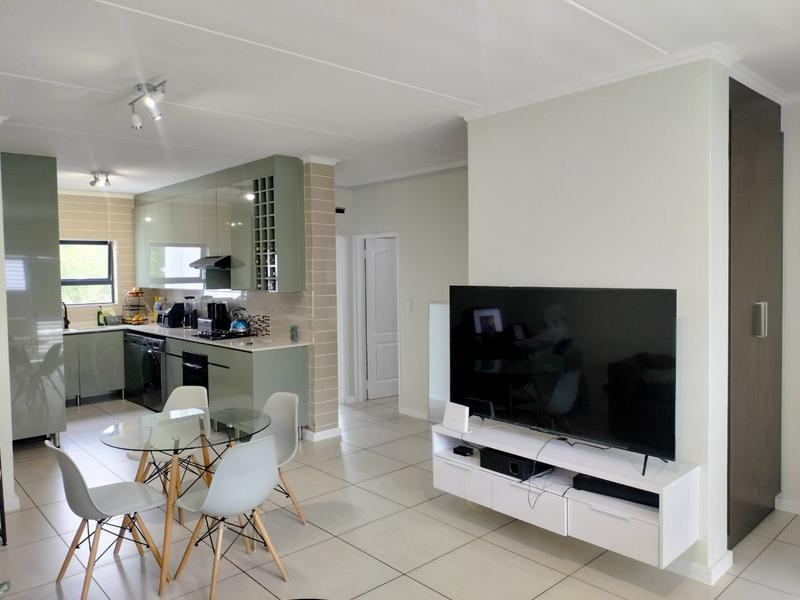 To Let 3 Bedroom Property for Rent in Greenstone Ridge Gauteng