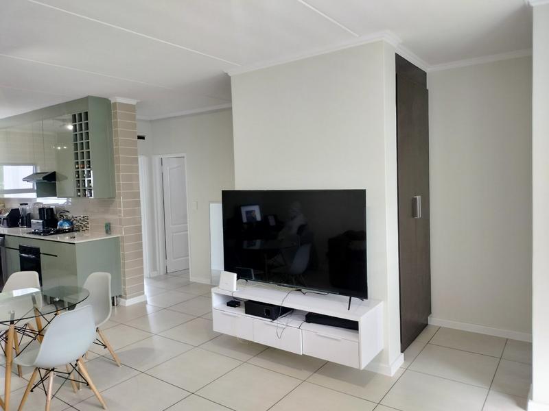 To Let 3 Bedroom Property for Rent in Greenstone Ridge Gauteng