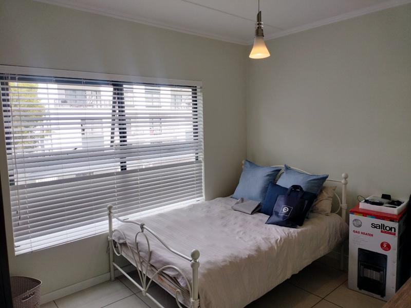 To Let 3 Bedroom Property for Rent in Greenstone Ridge Gauteng