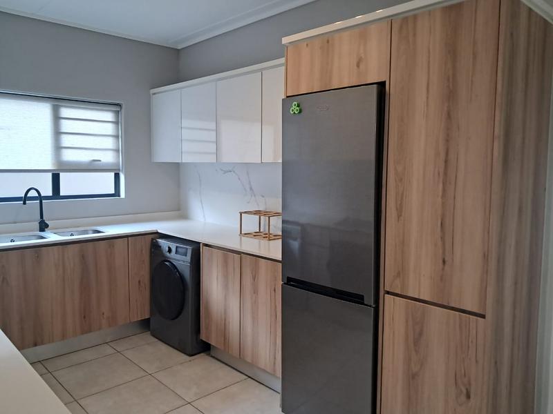 To Let 3 Bedroom Property for Rent in Waterfall Gauteng