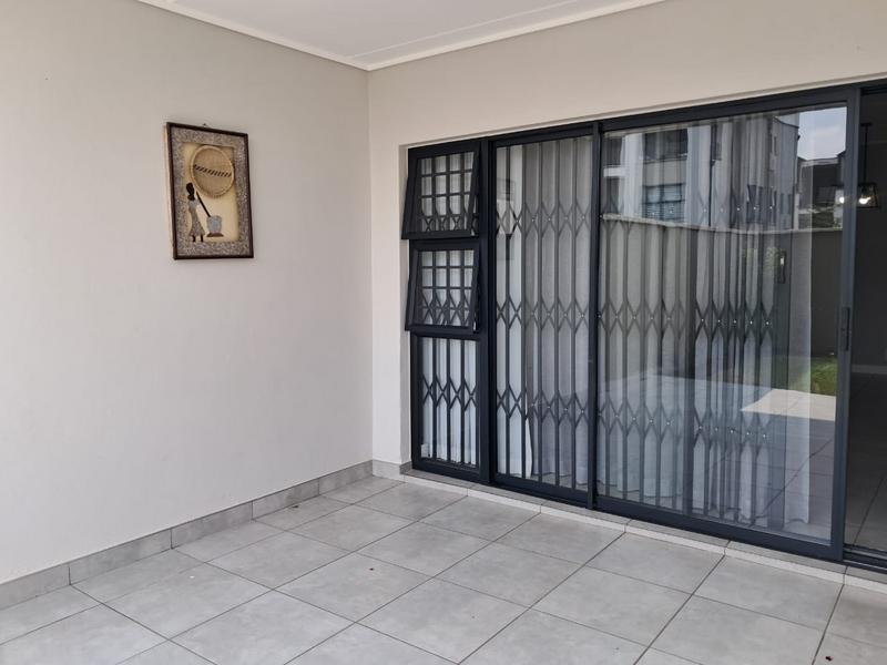 To Let 3 Bedroom Property for Rent in Waterfall Gauteng