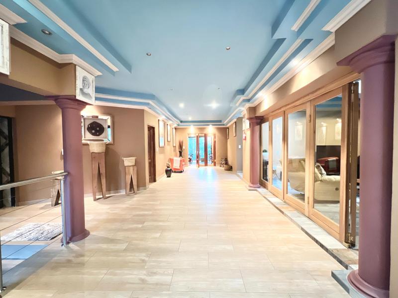 7 Bedroom Property for Sale in Buccleuch Gauteng