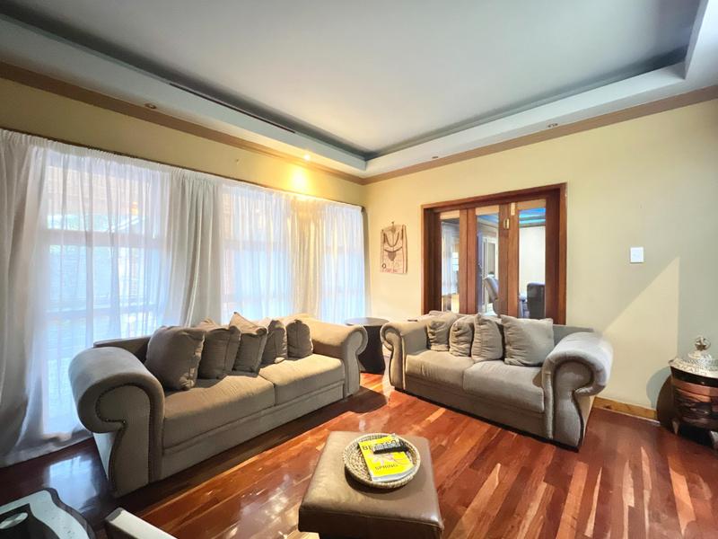7 Bedroom Property for Sale in Buccleuch Gauteng