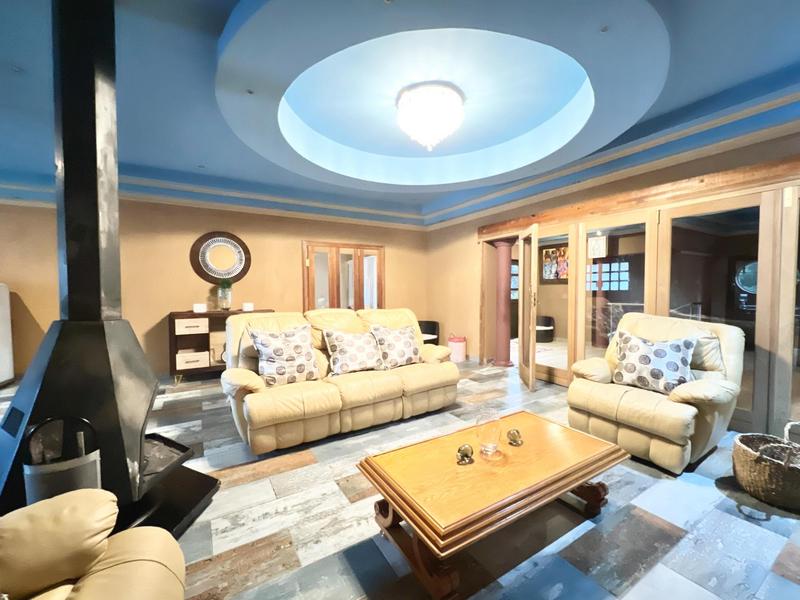 7 Bedroom Property for Sale in Buccleuch Gauteng