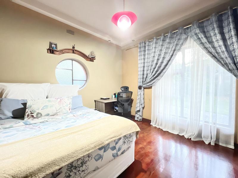 7 Bedroom Property for Sale in Buccleuch Gauteng