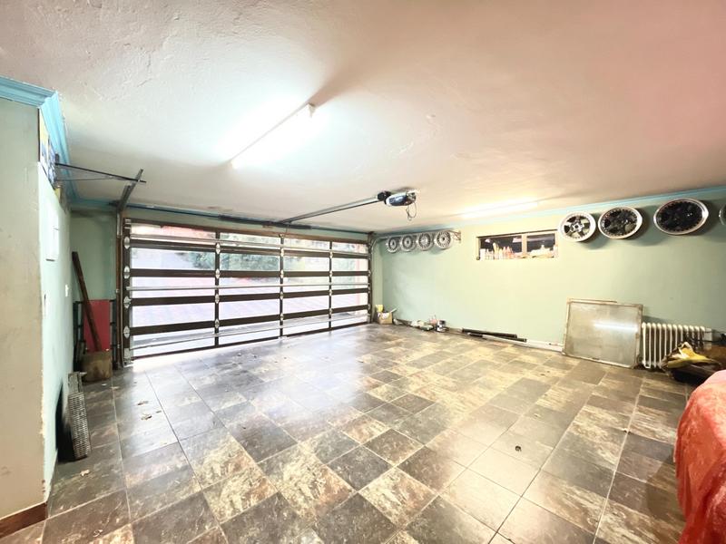 7 Bedroom Property for Sale in Buccleuch Gauteng