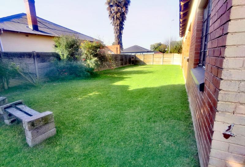 3 Bedroom Property for Sale in Daggafontein Gauteng