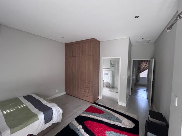 5 Bedroom Property for Sale in Zambezi Country Estate Gauteng