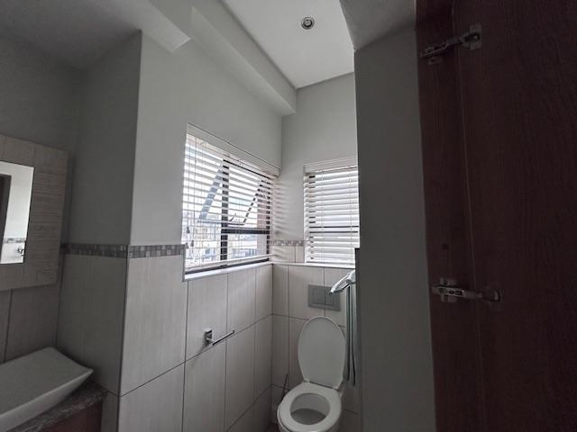 5 Bedroom Property for Sale in Zambezi Country Estate Gauteng