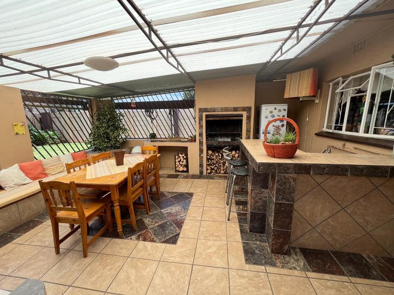 3 Bedroom Property for Sale in Greenhills Gauteng