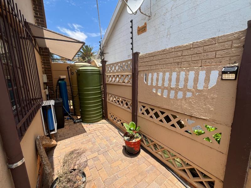 3 Bedroom Property for Sale in Greenhills Gauteng