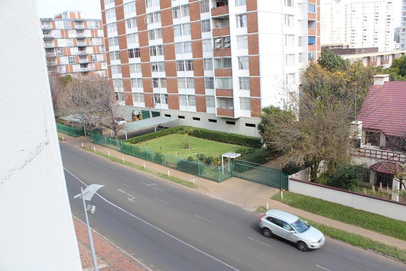 To Let 2 Bedroom Property for Rent in Bedford Gardens Gauteng