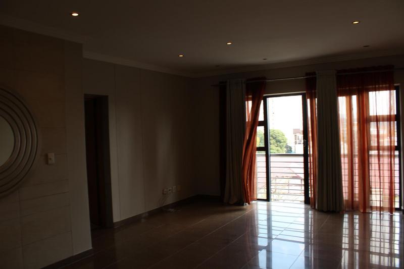 To Let 2 Bedroom Property for Rent in Bedford Gardens Gauteng