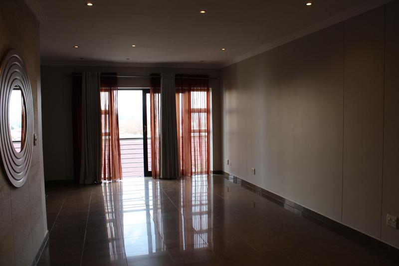 To Let 2 Bedroom Property for Rent in Bedford Gardens Gauteng