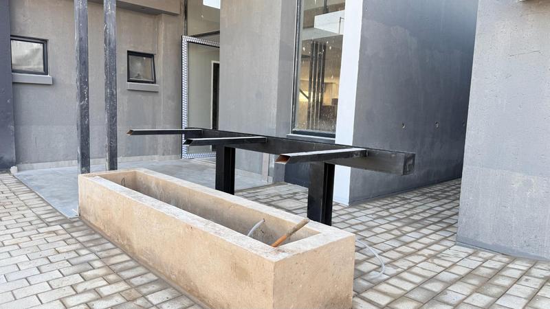 4 Bedroom Property for Sale in Midstream Heights Gauteng