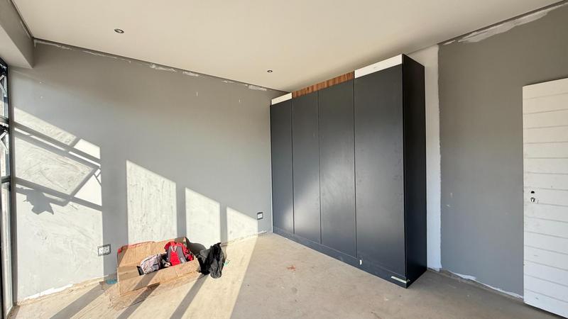 4 Bedroom Property for Sale in Midstream Heights Gauteng