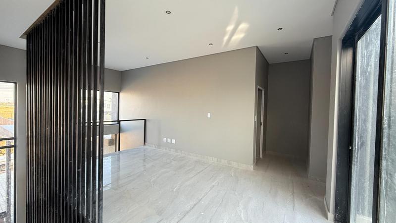 4 Bedroom Property for Sale in Midstream Heights Gauteng