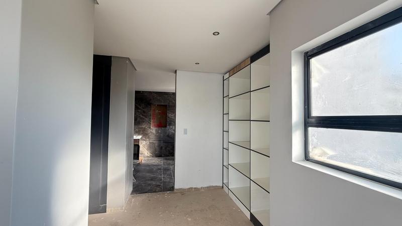 4 Bedroom Property for Sale in Midstream Heights Gauteng
