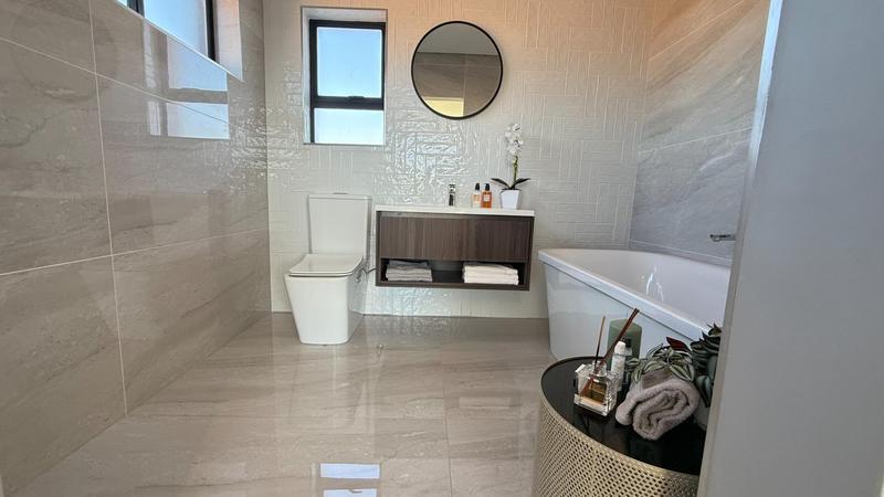 4 Bedroom Property for Sale in Midstream Heights Gauteng