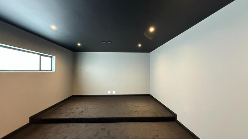 4 Bedroom Property for Sale in Midstream Heights Gauteng