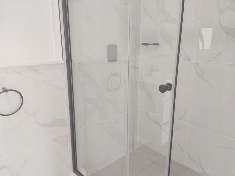 To Let 1 Bedroom Property for Rent in Waterfall Gauteng
