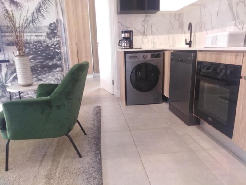 To Let 1 Bedroom Property for Rent in Waterfall Gauteng