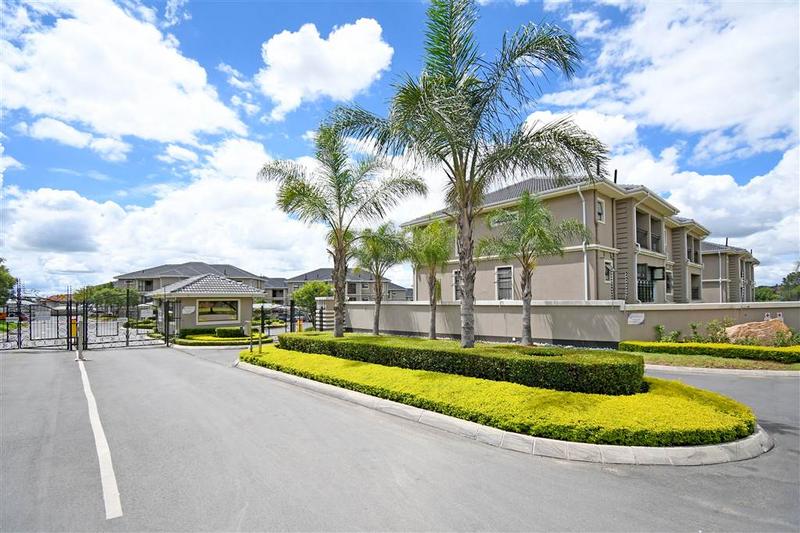 To Let 3 Bedroom Property for Rent in Broadacres Gauteng