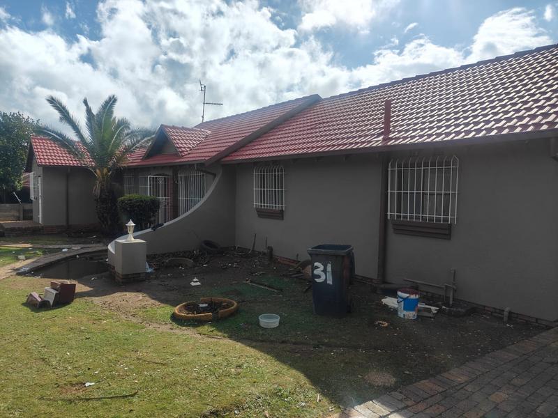 To Let 3 Bedroom Property for Rent in Johannesburg Gauteng