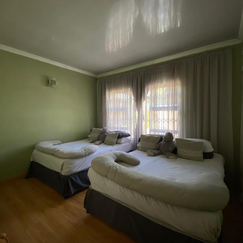 To Let 4 Bedroom Property for Rent in Claremont Gauteng