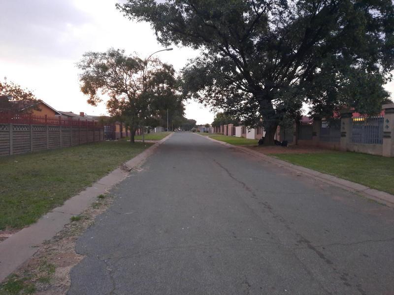 0 Bedroom Property for Sale in Unitas Park Gauteng
