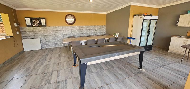 4 Bedroom Property for Sale in Haakdoornboom AH Gauteng