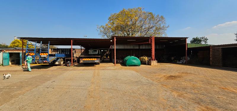 4 Bedroom Property for Sale in Haakdoornboom AH Gauteng