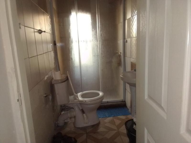 1 Bedroom Property for Sale in The Hill Gauteng