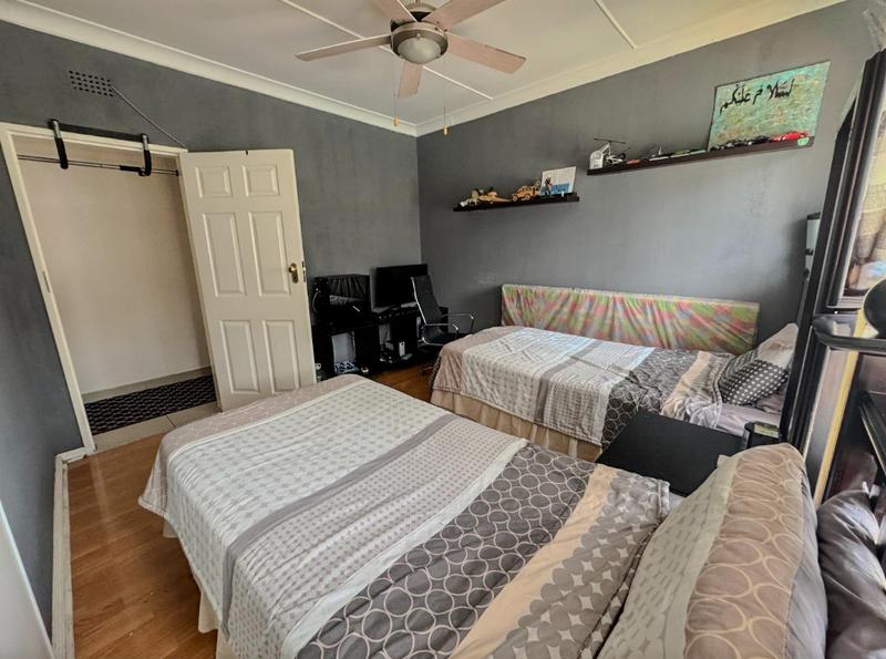 4 Bedroom Property for Sale in Ormonde View Gauteng