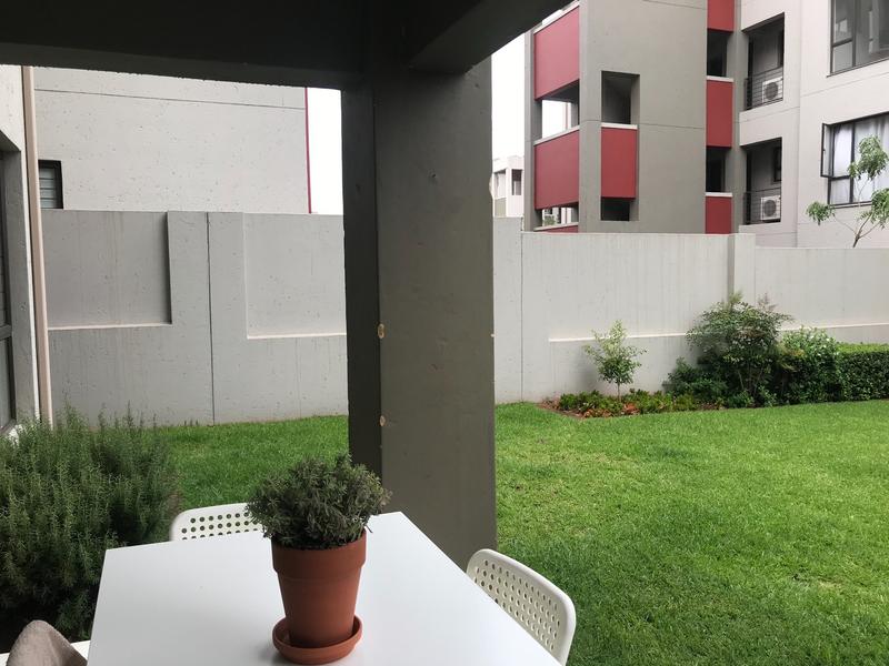 To Let 1 Bedroom Property for Rent in Lonehill Gauteng