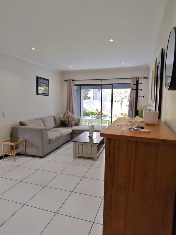 To Let 1 Bedroom Property for Rent in Lonehill Gauteng