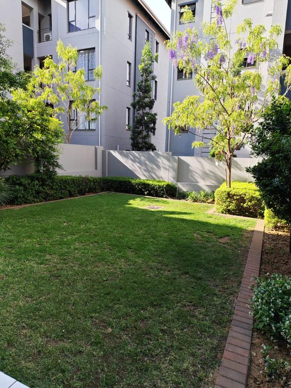 To Let 1 Bedroom Property for Rent in Lonehill Gauteng